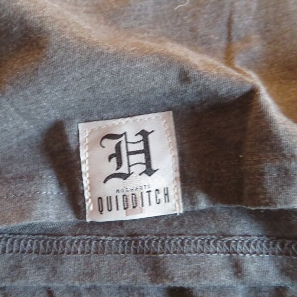 Wizarding World Harry Potter -Gryffindor Keeper - Gray T-Shirt - 3XL - NWT - Picture 4 of 8